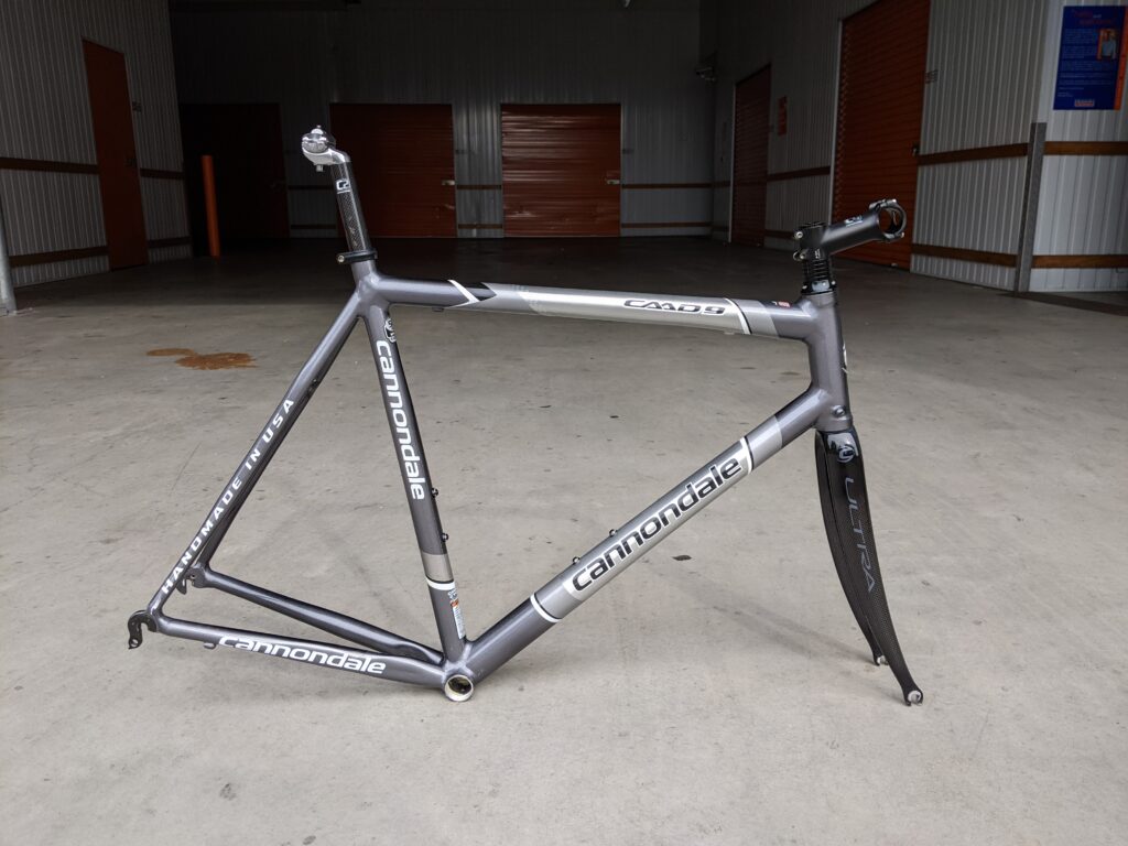 Cannondale CAAD9 framset ready to be built
